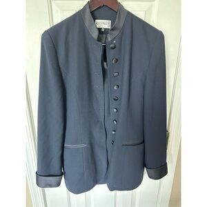 Kasper wonens suit size 6 blue skirt suit